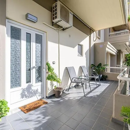 Elegant Fully Equipped Near Centre